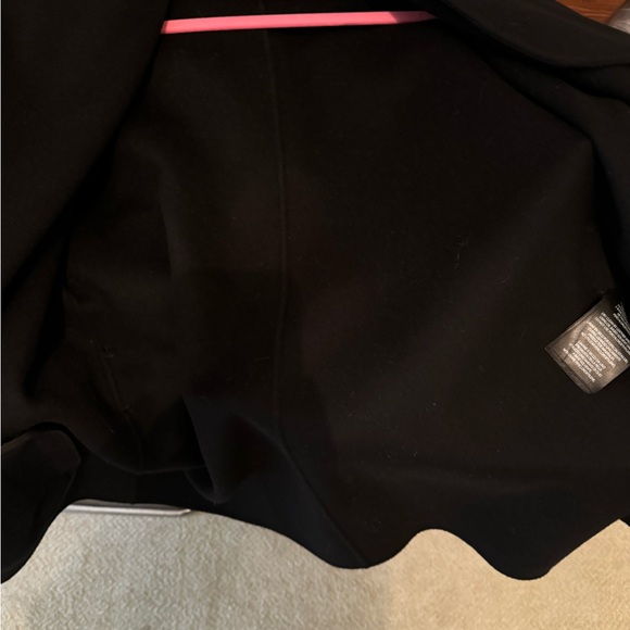 Mackage Elegant Black Outerwear 100 % wool and lambskin accents - Picture 3 of 6